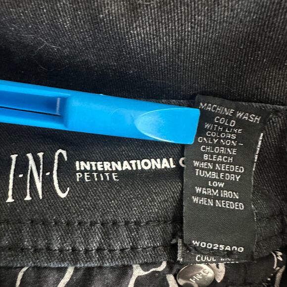 Inc Womens Jeans Sz 4P Black Low Rise Distressed Skinny Grunge Goth Punk VGUC - Picture 9 of 10